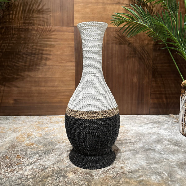 Marcella Vase - AVRS DESIGN