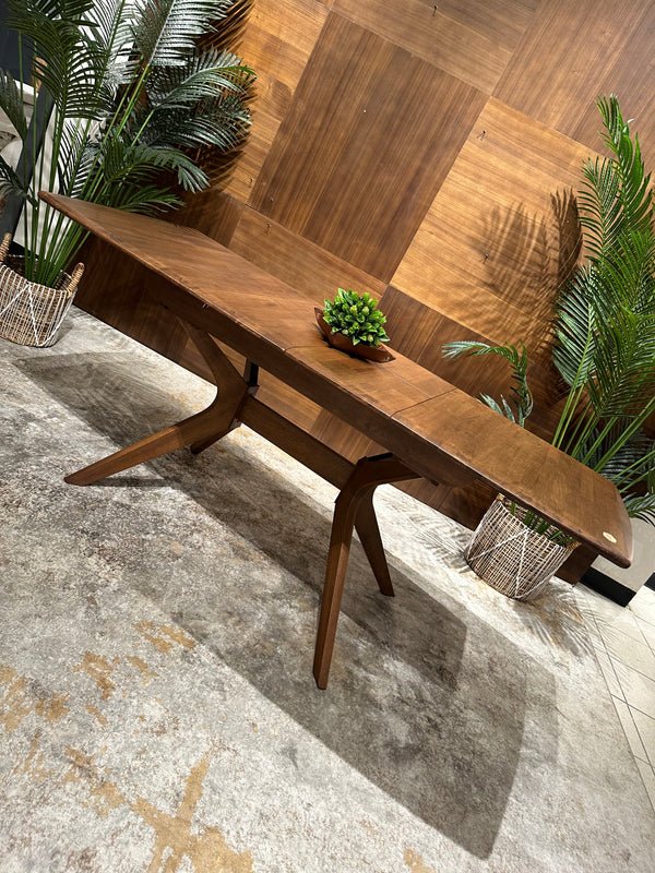 OGUZ EXTENDABLE DINING TABLE - AVRS DESIGN