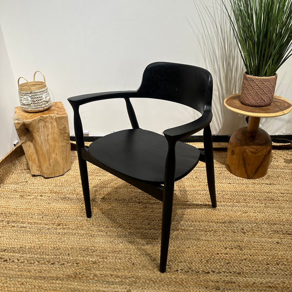 HIRASHIMA Black Comfortable Mid-Century Modern Dining Chair - AVRS DESIGN