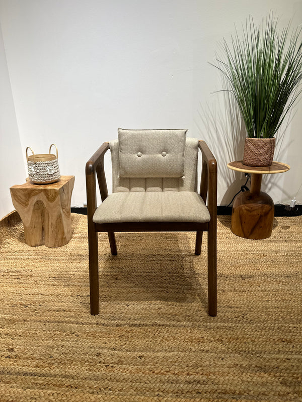 BALAKEN Armchair with Cushioned Seat - AVRS DESIGN