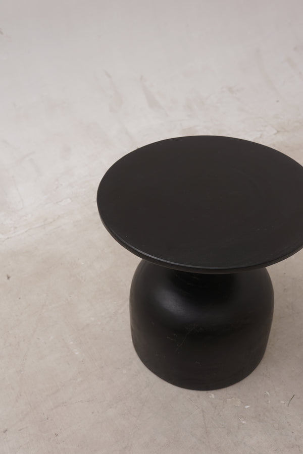 Magnus End Table - AVRS DESIGN