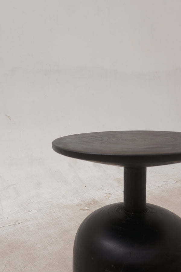 Magnus End Table - AVRS DESIGN