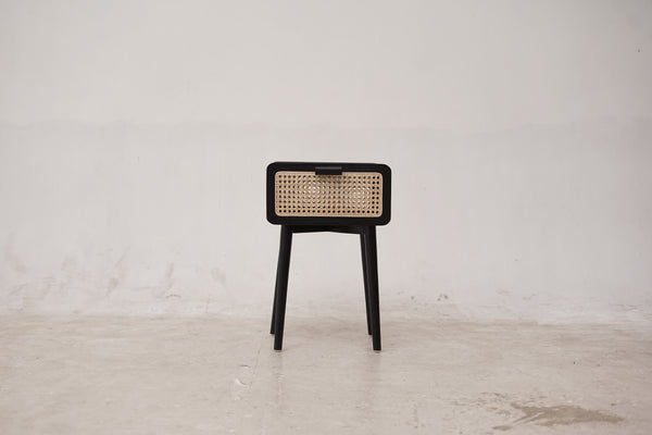 Dawson End Table - AVRS DESIGN