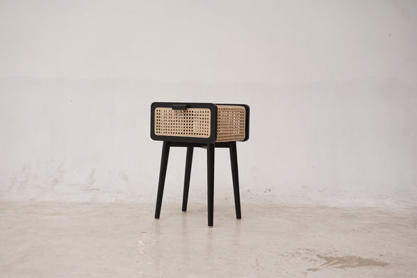 Dawson End Table - AVRS DESIGN