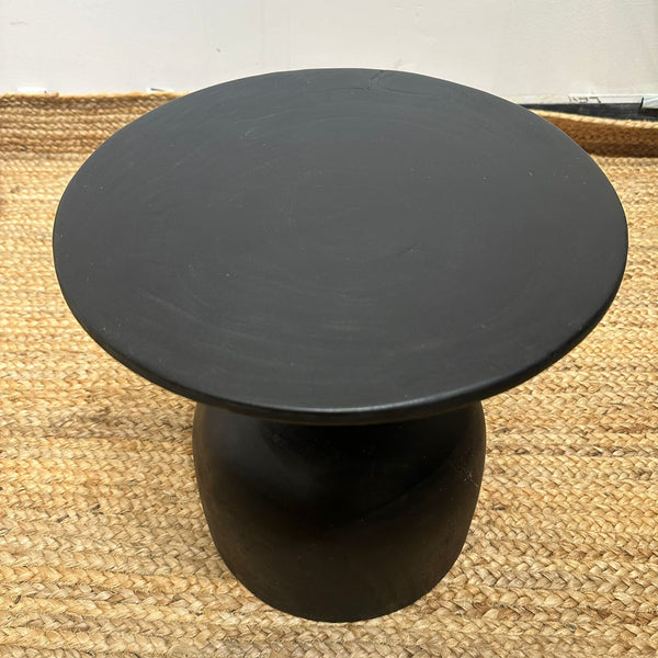 Magnus End Table - AVRS DESIGN