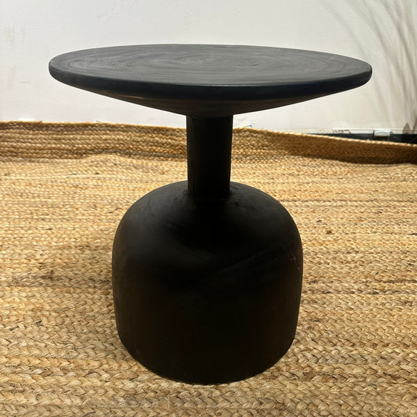 Magnus End Table - AVRS DESIGN