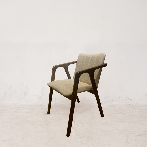 BALAKEN-LONG Armchair with Upholstered Seat - AVRS DESIGN